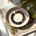 I-load ang larawan sa Gallery viewer, Dainichi Nyorai Supreme Insight Tiger Eye Bracelet
